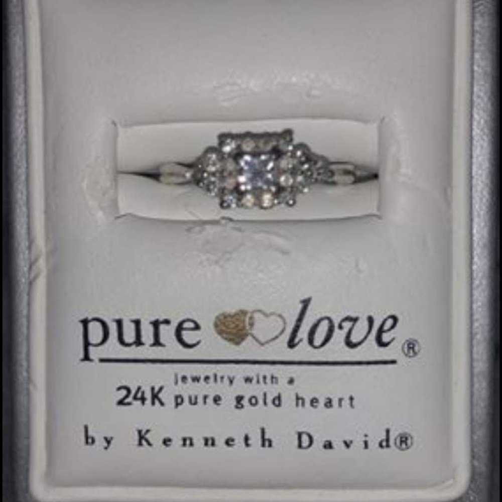 Pure Love diamond ring